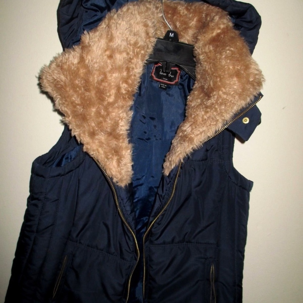 LOVE TREE navy blue w/ faux fur hoodie PUFF VEST L
